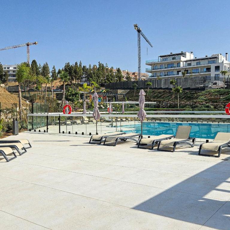 Stylish apartment with access to pool, gym & padel - Appartamento con Balcone - 36