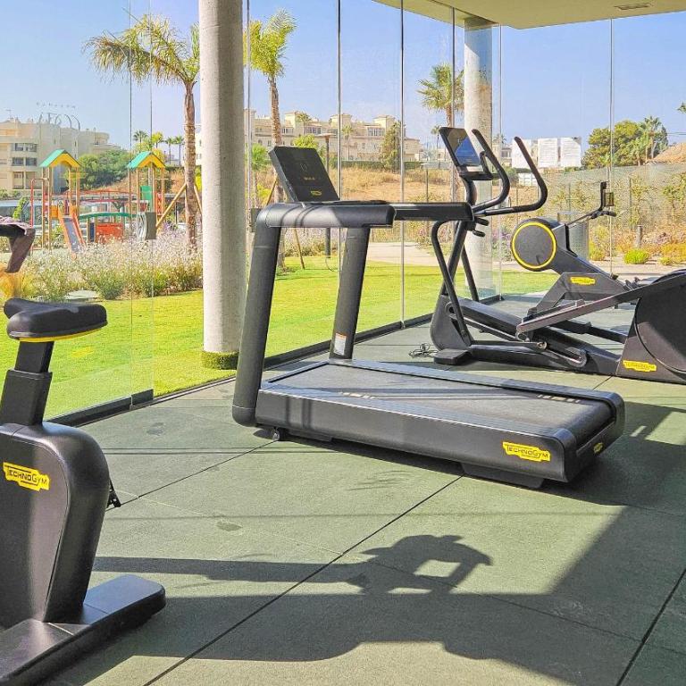 Stylish apartment with access to pool, gym & padel - Appartamento con Balcone - 39