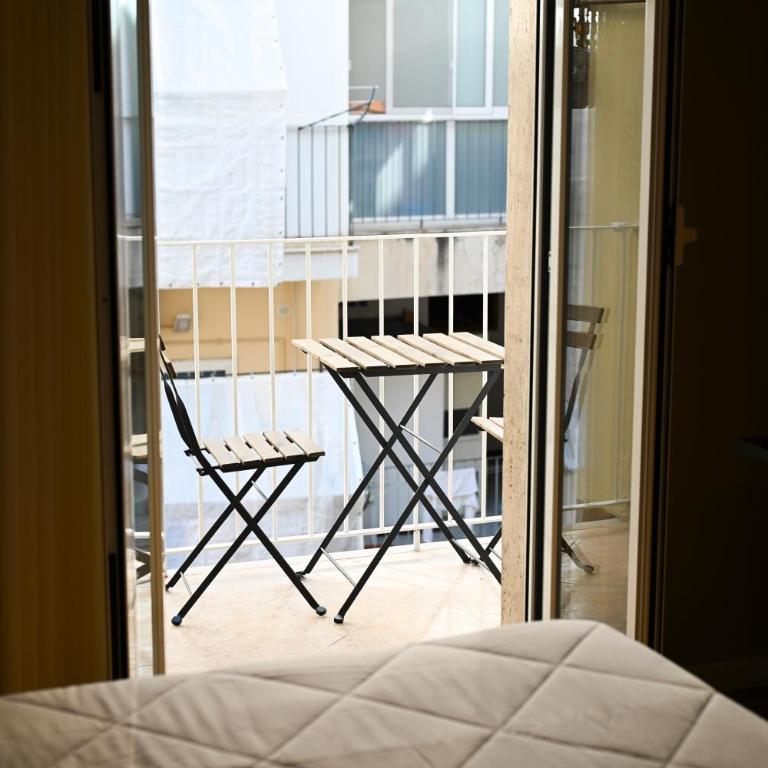 Me Too Exclusive Apartments - Levante Rooms - Camera Matrimoniale Deluxe con Balcone - 8
