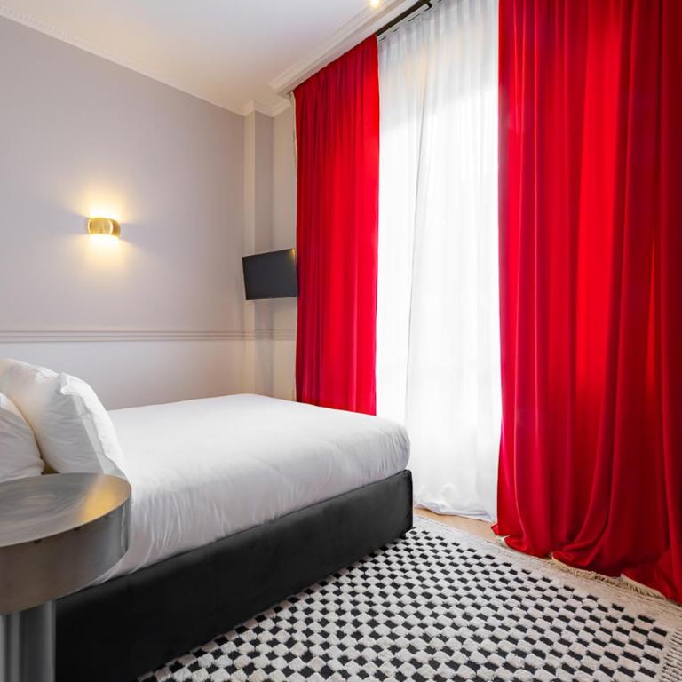 Agnello Suites by Brera Apartments - Camera Matrimoniale con Balcone - 11