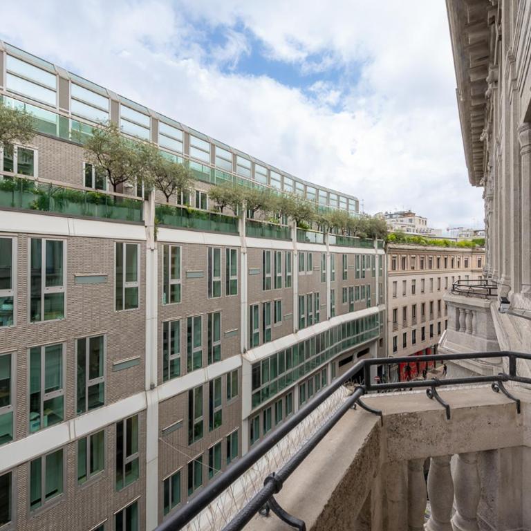 Agnello Suites by Brera Apartments - Camera Matrimoniale con Balcone - 2
