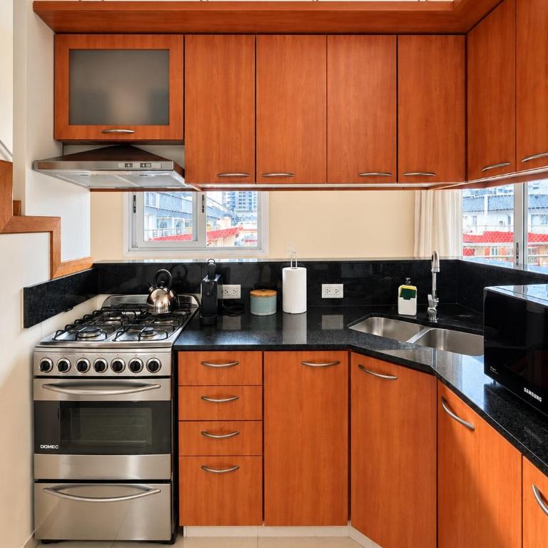 Bright duplex overlooking pools and park - Apartamento de 2 dormitorios - 6