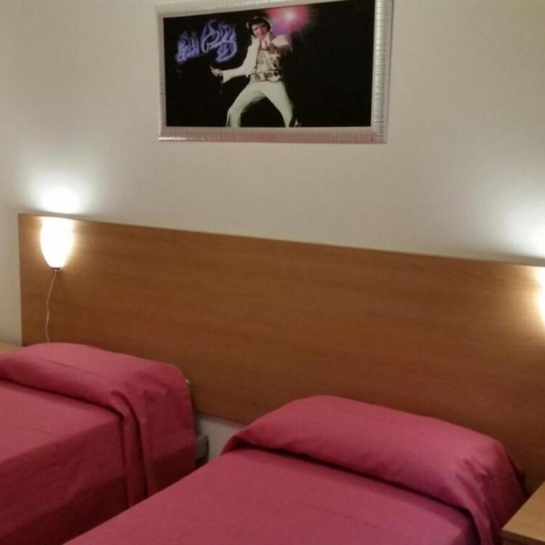 B&B Holidays Artisti - Camera Quadrupla con Bagno Privato - 6