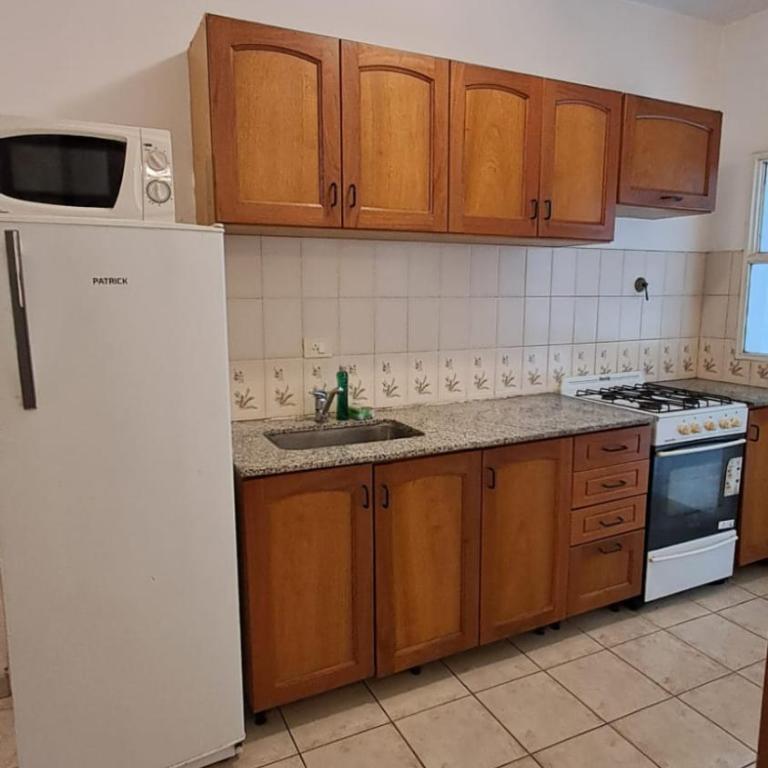 Edificio San Martin 2468 - Three-Bedroom Premium Apartment with Balcony - 10