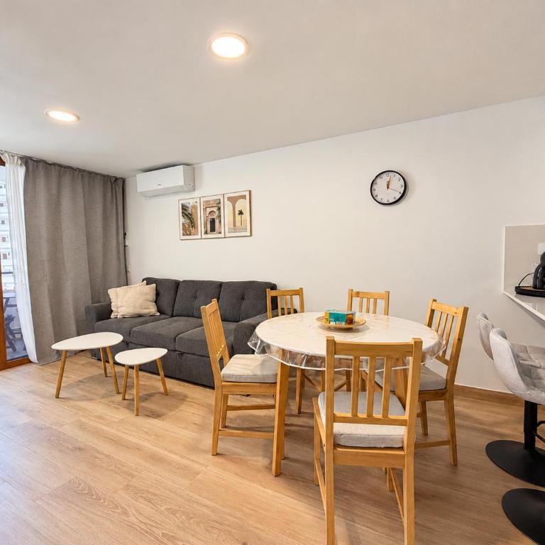Top Location 3BR , 2BR, communal pool - Apartamento de 3 dormitorios - 4