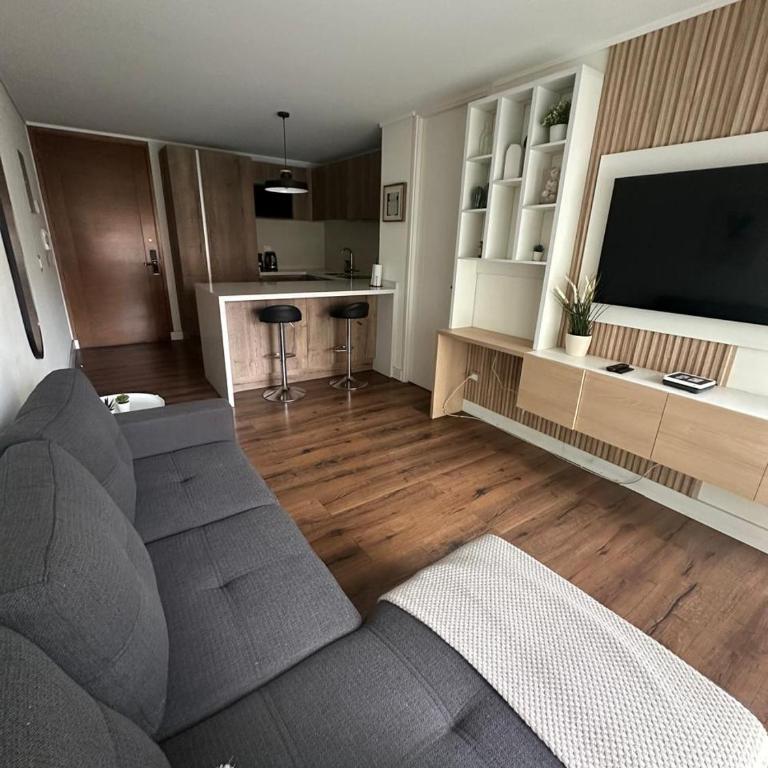 Cómodo y Ubicación Privilegiada - Apartment with Balcony - 1