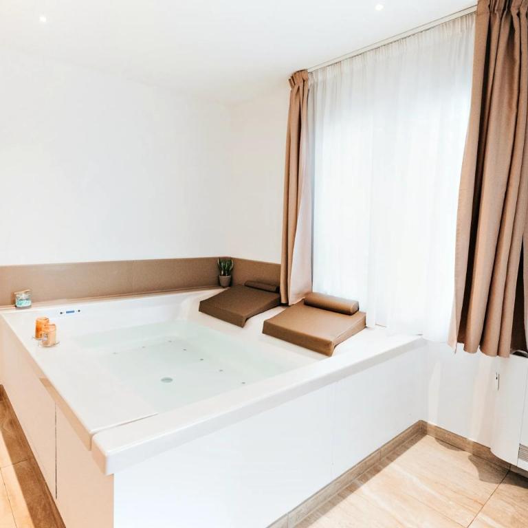 Dimore Relais - Suite Garden Breakfast - Chambre Lit King-Size - 7