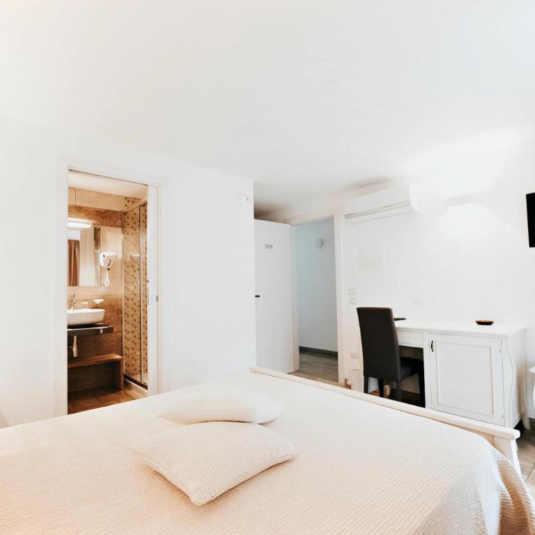 Dimore Relais - Suite Garden Breakfast - Chambre Double avec Balcon - 7