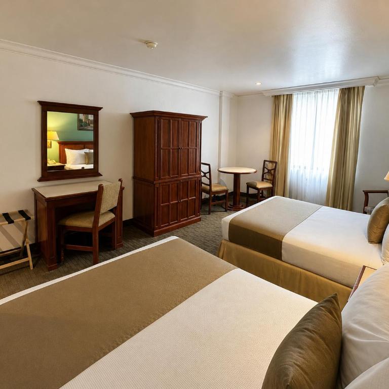 Hotel Maria Cristina - Habitación Doble Deluxe - 2 camas - 6