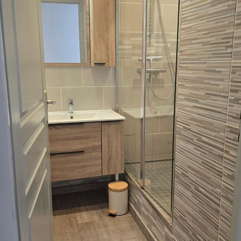 3 pièces 6 pers, 2 chambres, balcon sud - Appartamento con 2 Camere da Letto - 10
