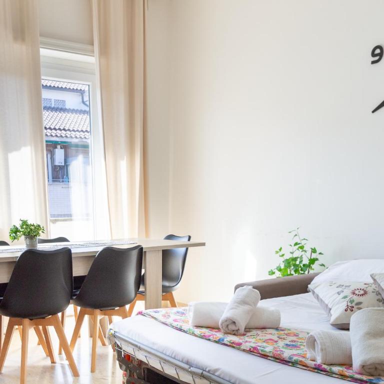 11 Penthouse vicino la metro - Appartamento con 2 Camere da Letto - 7