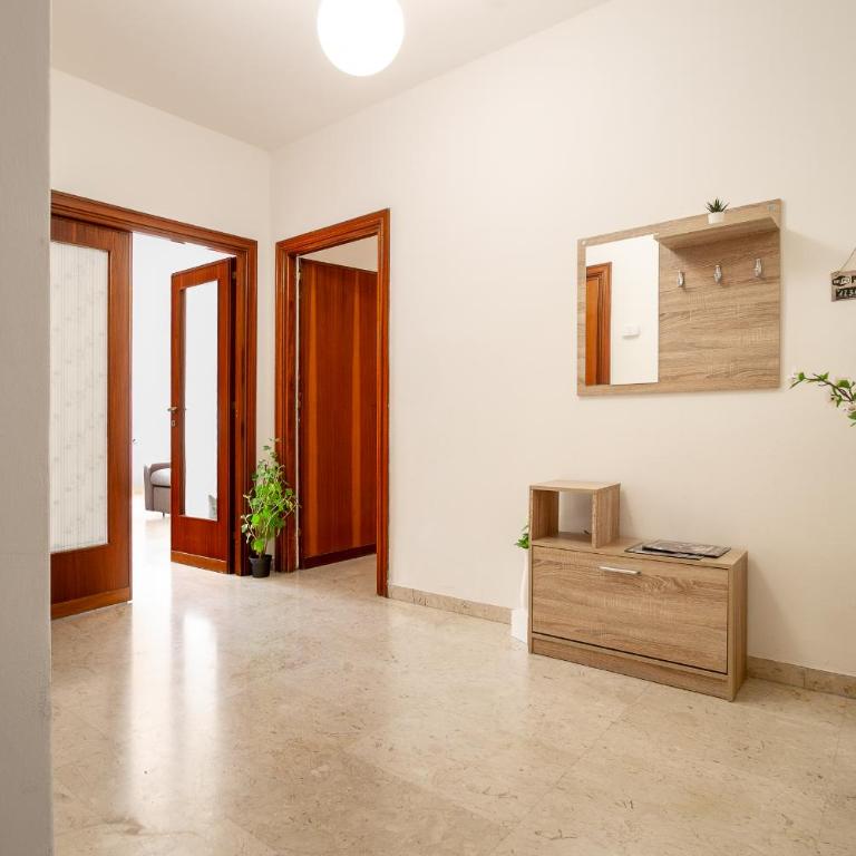 11 Penthouse vicino la metro - Appartamento con 2 Camere da Letto - 14