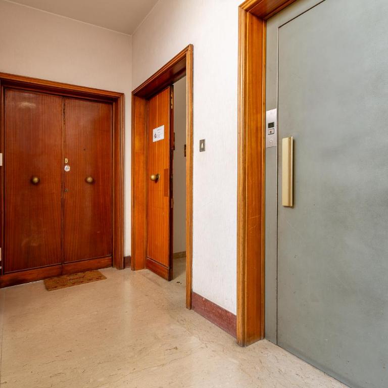 11 Penthouse vicino la metro - Appartamento con 2 Camere da Letto - 24