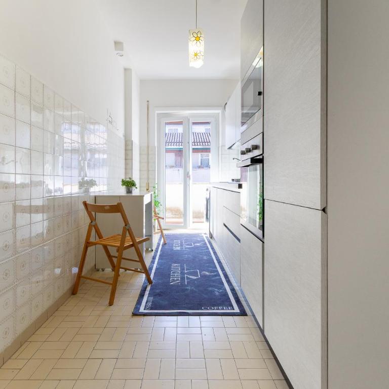 11 Penthouse vicino la metro - Appartamento con 2 Camere da Letto - 36