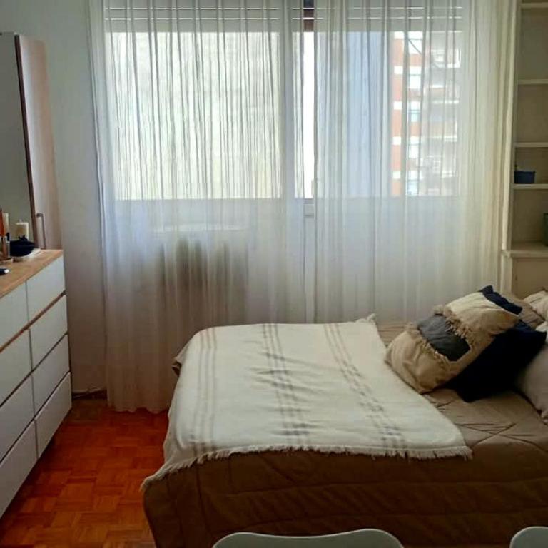 Palermo a media cuadra universidad y muy cerca Sanatorio Guemes - Apartamento de 1 dormitorio - 2