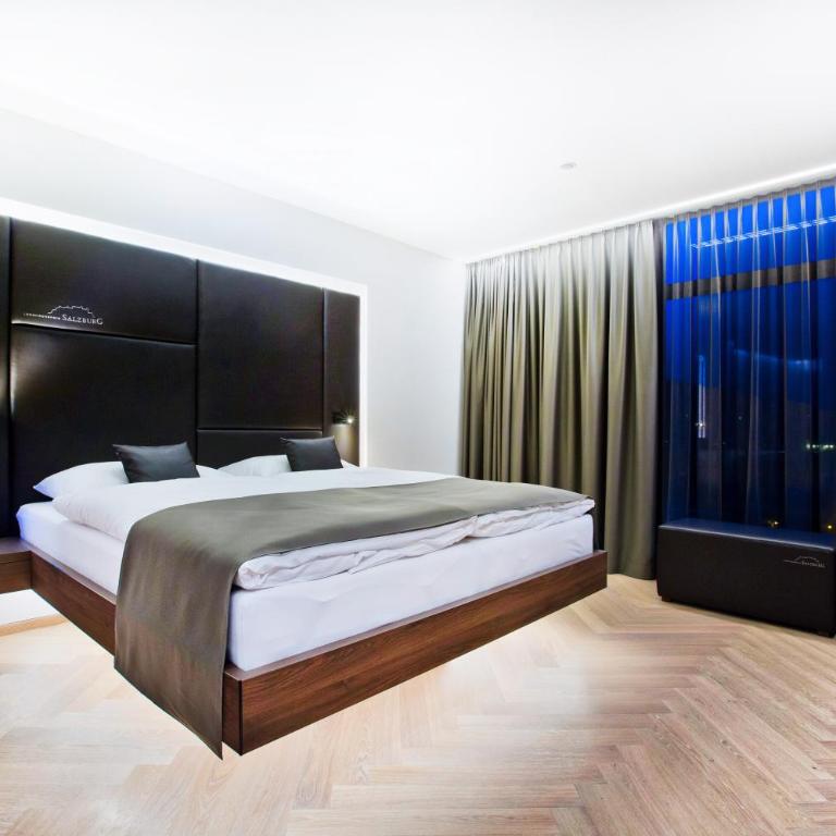 COOL MAMA Hotel Salzburg - Superior Doppelzimmer mit Aussicht auf Salzburg - 4