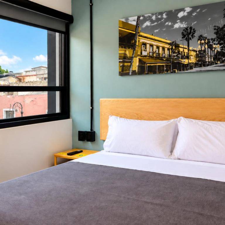 Hotel Escala Plaza Garibaldi - Standard Zimmer mit Queensize-Bett - 1