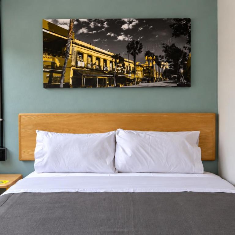 Hotel Escala Plaza Garibaldi - Standard Zimmer mit Queensize-Bett - 3