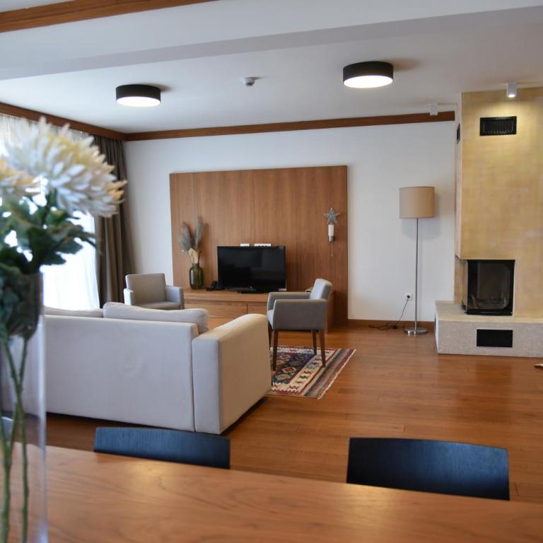 Vucko Residence Pool & SPA - Apartman s 3 Spavaće Sobe i Pogledom na Planinu - 2