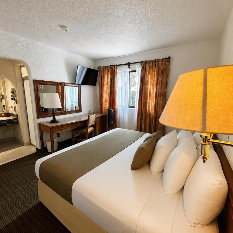 Hotel Maria Cristina - Habitación Estándar - 1 cama grande - 2
