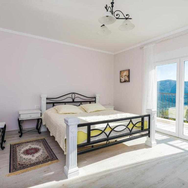 Cozy Home In Herceg Novi - Holiday Kuća s 4 Spavaće Sobe - 9