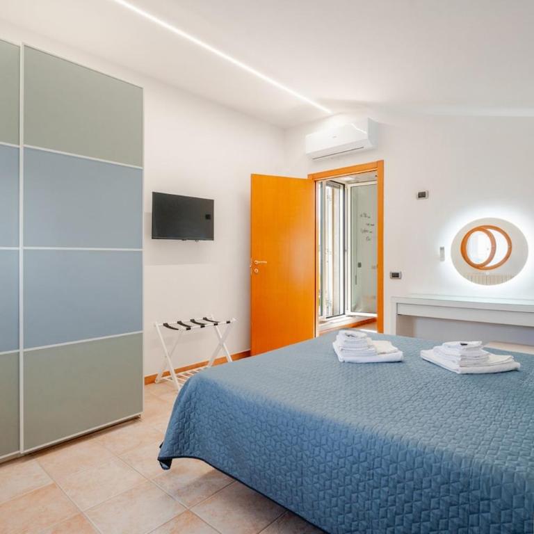 Terrazza Sole e Stelle - Two-Bedroom Apartment - 15