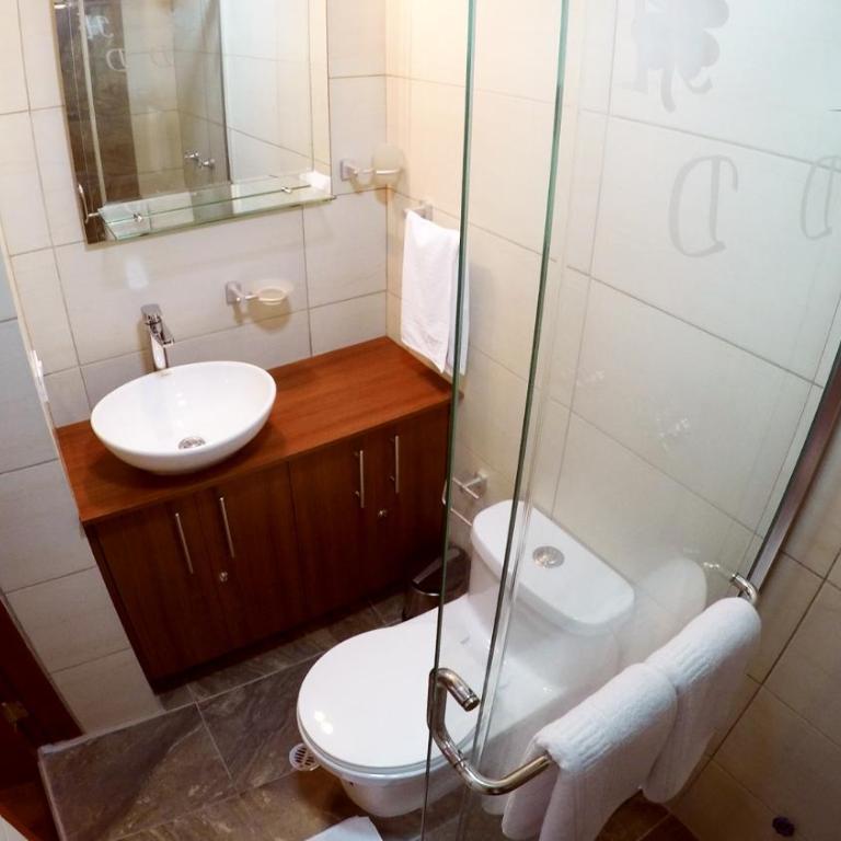 Hotel David - Habitación Doble con baño privado - 2 camas - 7