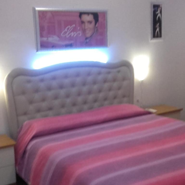 B&B Holidays Artisti - Camera Quadrupla con Bagno Privato - 5