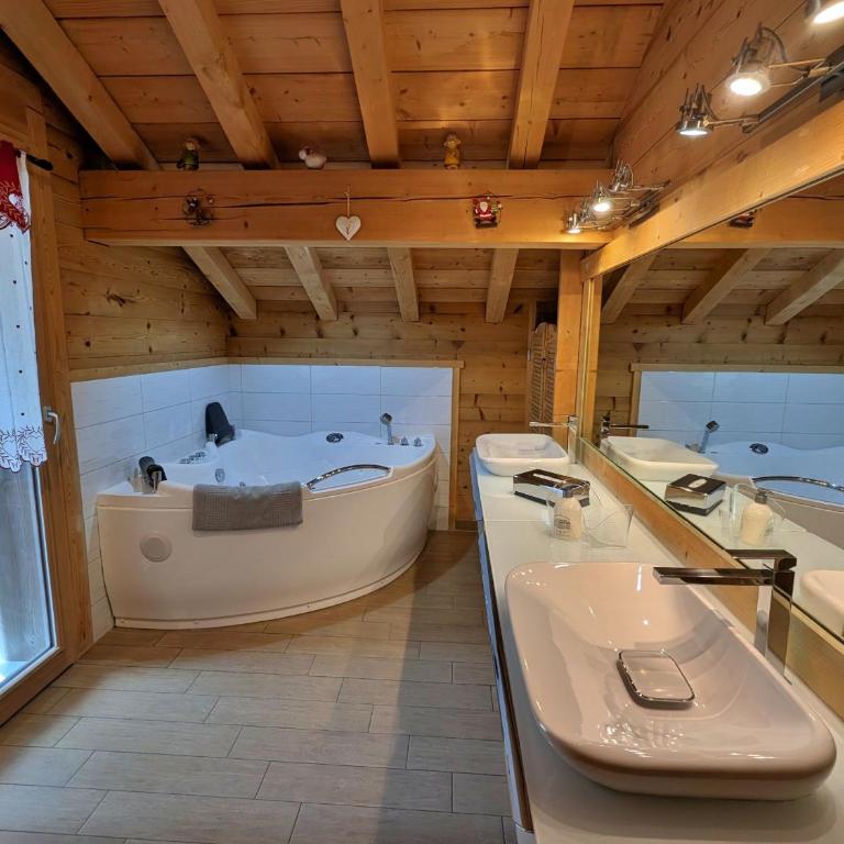 Chalet chaleureux - 9 pers. - Maison 4 Chambres - 25