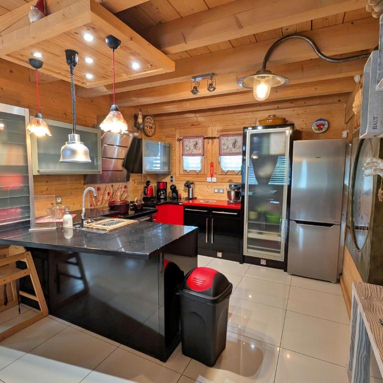 Chalet chaleureux - 9 pers. - Maison 4 Chambres - 26