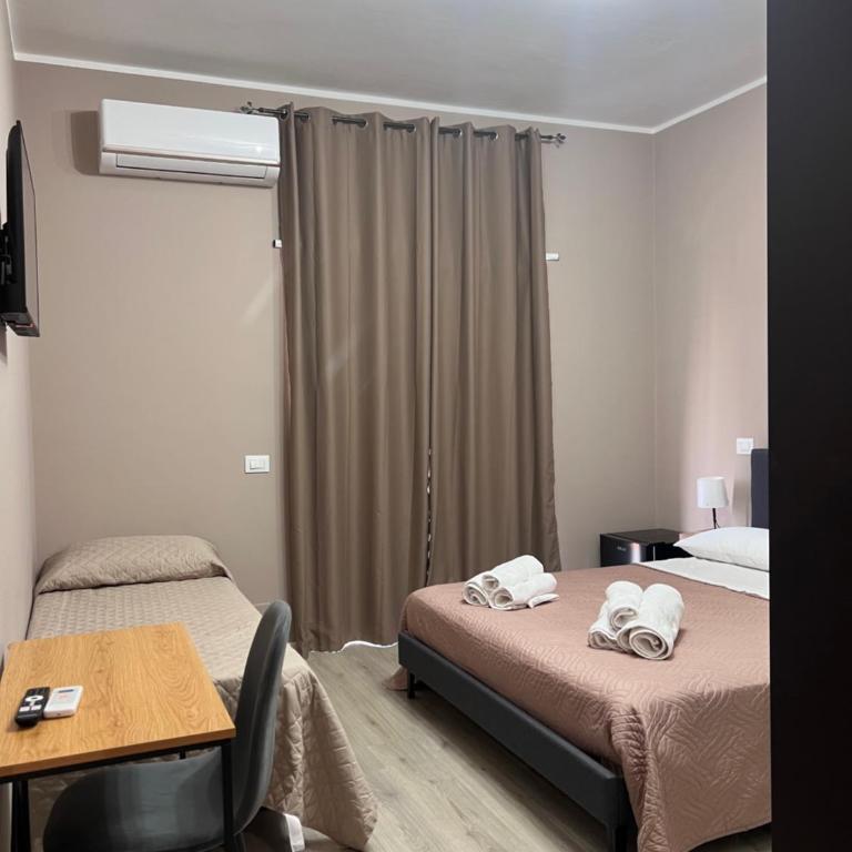 B&B Civico 122 - Camera Tripla - 3
