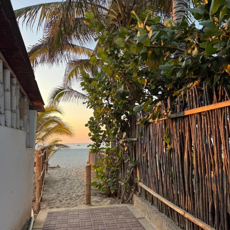 Ruta 51 Exclusive private ocean access in Punta Sal - Eight-Bedroom House - 5