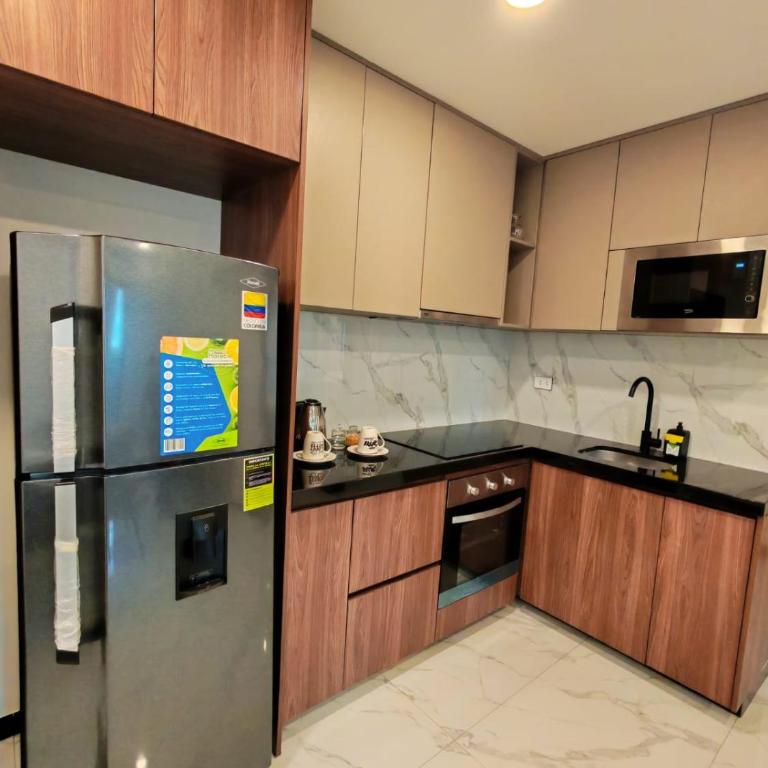 Moderno Oasis con piscina y gym en Equipetrol - Apartamento de 2 dormitorios - 12