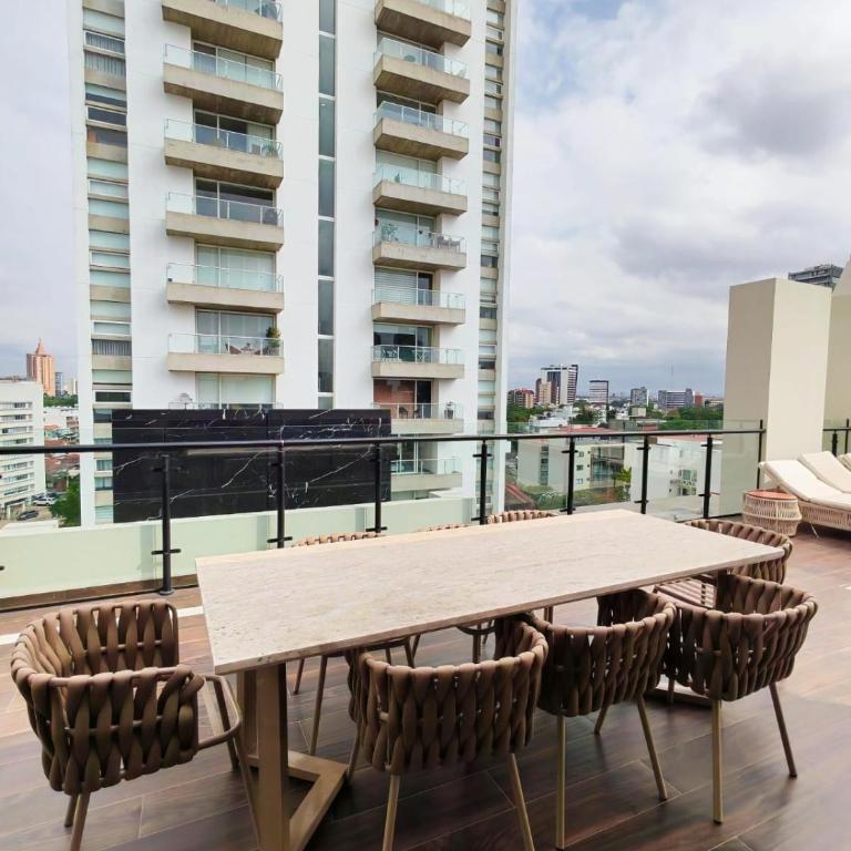 Moderno Oasis con piscina y gym en Equipetrol - Apartamento de 2 dormitorios - 21