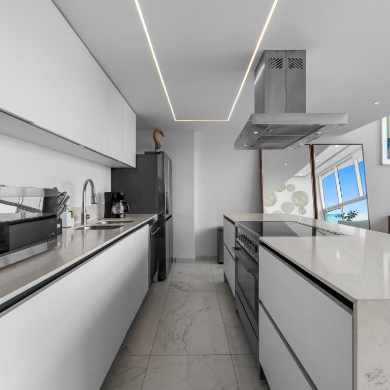 Oceanfront Luxury Penthouse with Terrace 5 Bedrooms - Apartamento Premium de 5 dormitorios - 26