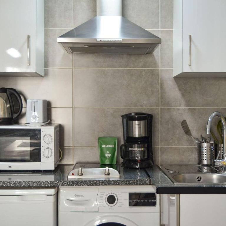 Renovated apartment near Gran Vía - Apartamento de 1 dormitorio - 4