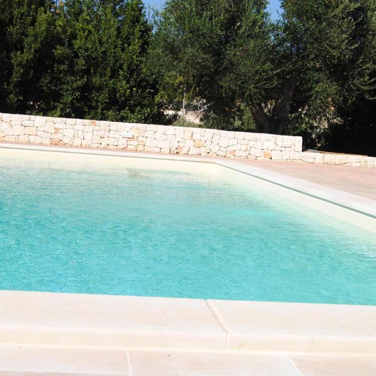 Trullo in Puglia with Private Pool and Charm - Casa Vacanze con 3 Camere da Letto - 2