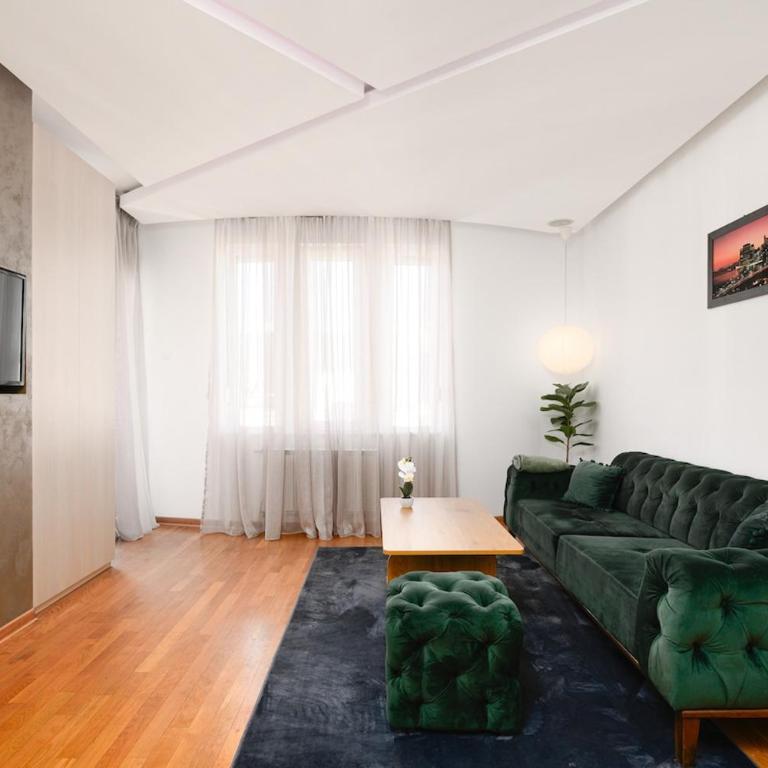 ADA SEVEN Apartment with Free Private Parking - Apartment mit 1 Schlafzimmer - 1