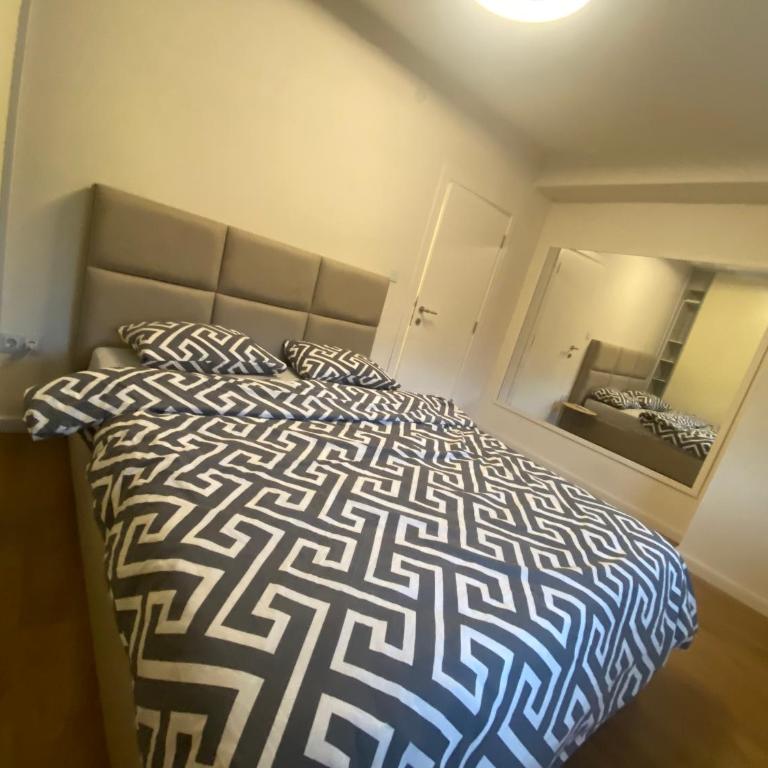 Podgorica 23 - One-Bedroom Apartment - 4