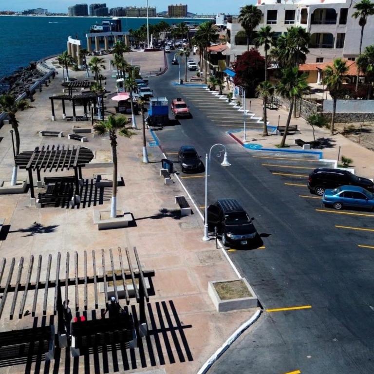 Huge Condo in Time Square, Oceanfront, Puerto Penasco, 3 Bedrooms, 4 Bathrooms - Apartment mit Meerblick - 23