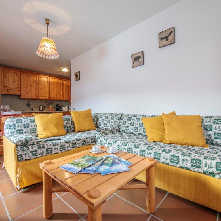 Martina Ski in - Ski out 50m - Happy Rentals - Apartment with Balcony - 4