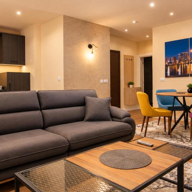 Apart Hotel Maksimum - Suite Lit King-Size avec Baignoire Spa - 10
