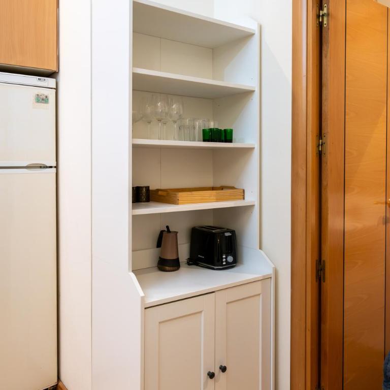 Centrico a 5 min de Gran Via AC WiFi y Cocina Completa - Apartamento de 1 dormitorio - 15