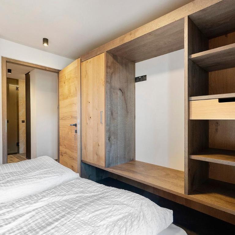Angerle Alm Apt Latemar - Deluxe-Apartment mit 2 Schlafzimmern und Gartenblick - 23