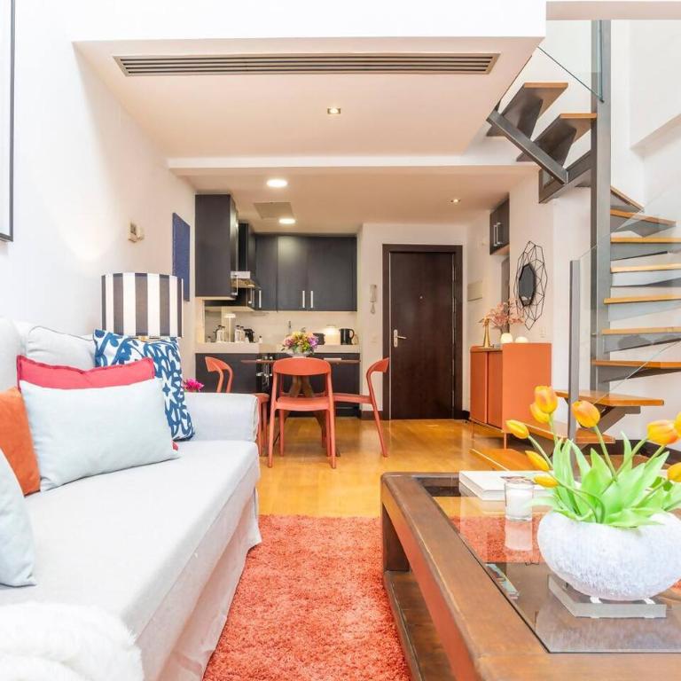 Duplex in the Heart of Madrid - Temporada - Apartamento de 3 dormitorios - 87