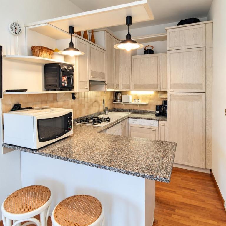 BookingPeschiera del Garda - Appartamento con 3 Camere da Letto e con Balcone - 12