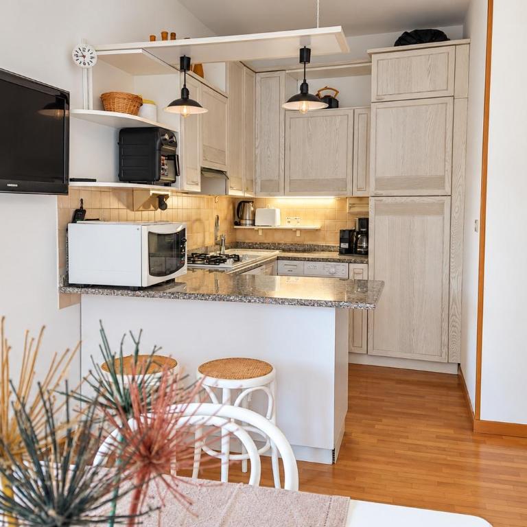 BookingPeschiera del Garda - Appartamento con 3 Camere da Letto e con Balcone - 16