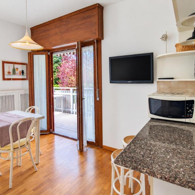 BookingPeschiera del Garda - Appartamento con 3 Camere da Letto e con Balcone - 9