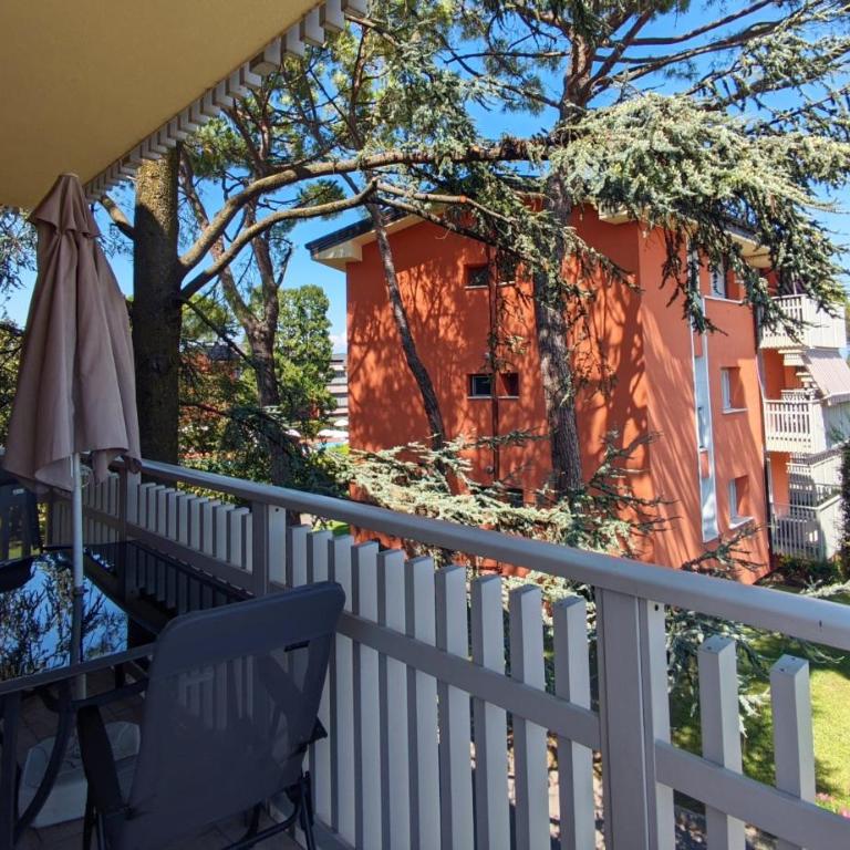 BookingPeschiera del Garda - Appartamento con 2 Camere da Letto e Balcone - 8
