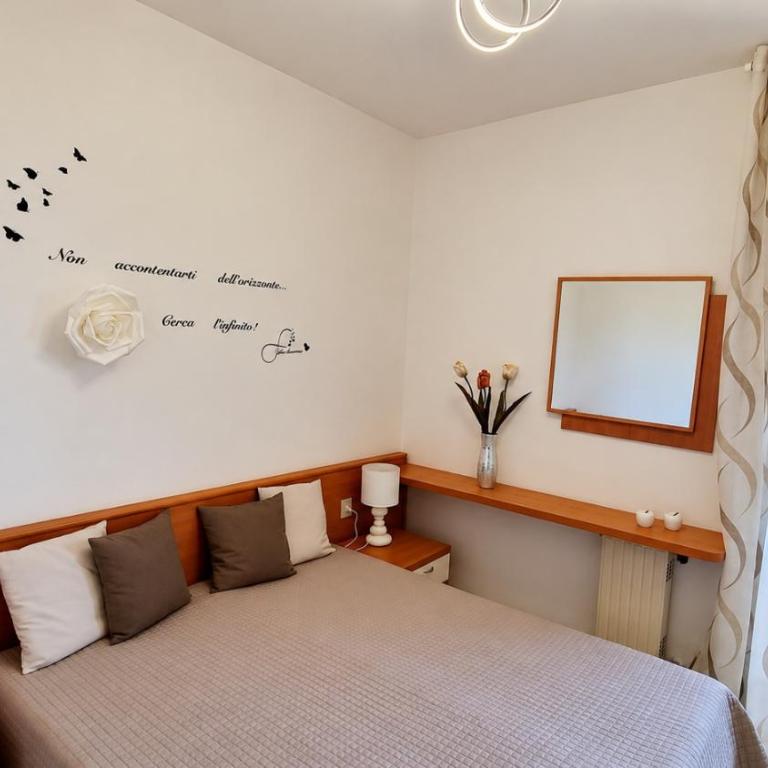 Last Minute Booking - Appartamento con Balcone - 9